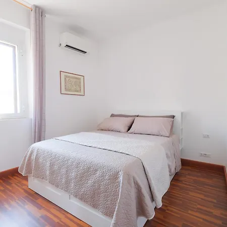 Sea House Апартаменты